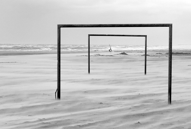 造访迈阿密国际，特雷泽盖晒与梅西合影：毋庸置疑的第一人